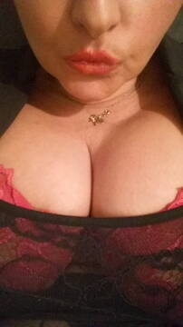 La mia sesta di taglia per i tuoi piaceri..