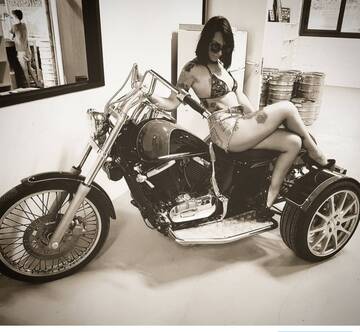 Public Photo of Evakant89